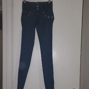 High Rise Blue Jeans with Classic Style